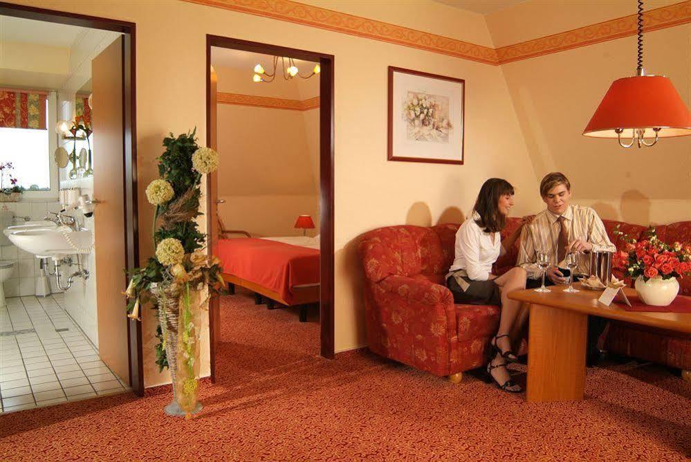 Hotel Am Badepark Bad Zwischenahn Dış mekan fotoğraf